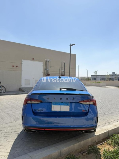 Skoda Octavia 2022 Dark Blue Automatic Used for Sale in Heliopolis - 3
