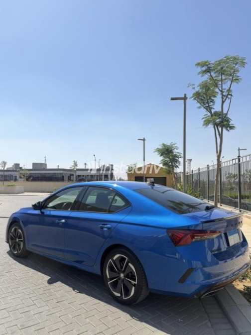 Skoda Octavia 2022 Dark Blue Automatic Used for Sale in Heliopolis - 5