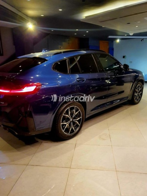 BMW X4 2024 Dark Blue Automatic Used for Sale in Cairo - 3