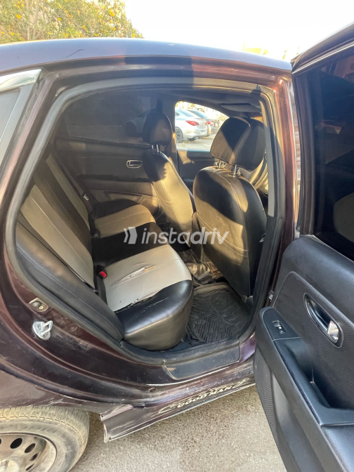 Hyundai Elantra HD 2017 White Automatic Used for Sale in Cairo - 3