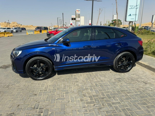 Audi Q3 2023 White Automatic Used for Sale in Cairo - 9