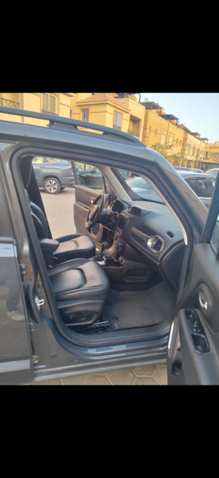 Jeep Renegade 2022 Gray Automatic Used for Sale in Nasr city