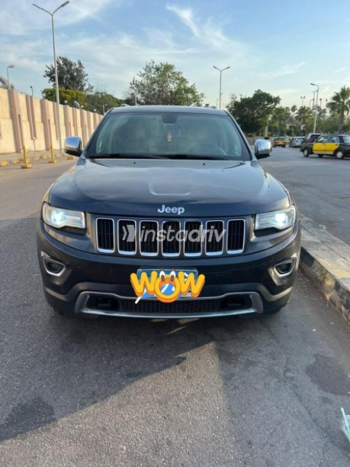 Jeep Grand Cherokee 2017 White Automatic Used for Sale in Greater Cairo ( Cairo + Giza) - 5