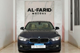 BMW 318 2017 Dark Blue Automatic Used for Sale in Alexandria