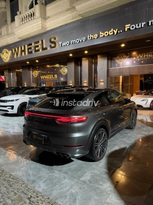Porsche Cayenne S 2022 Gray Automatic Used for Sale in Cairo - 2