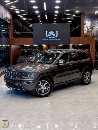 Jeep Grand Cherokee 2022 Gray Automatic Used for Sale in Heliopolis