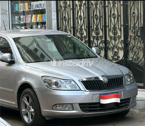 سكودا اوكتافيا 2011 رمادي أوتوماتيك مستعملة للبيع في الدقهلية - 4
