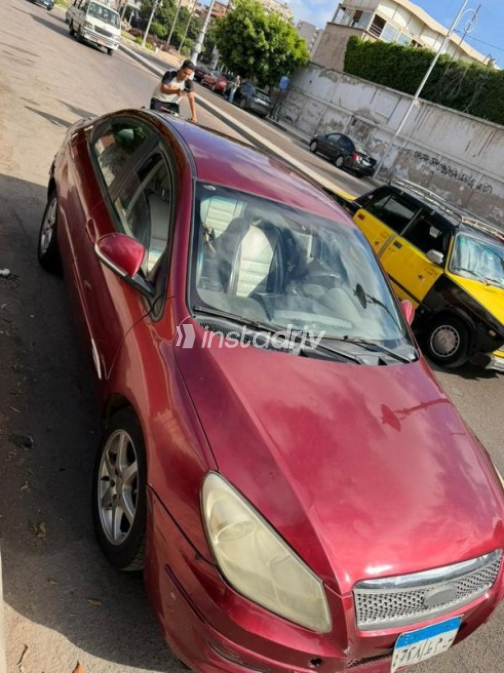 اسبيرانزا M11 2011 أحمر غامق يدوي مستعملة للبيع في الإسكندرية - 7