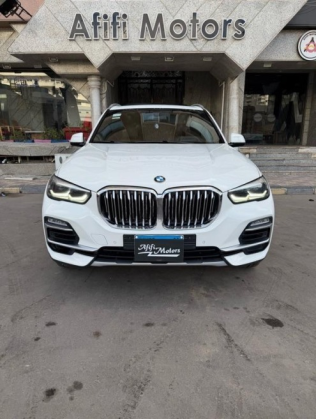 بي ام دبليو X5 2020 أبيض أوتوماتيك مستعملة للبيع في القاهرة