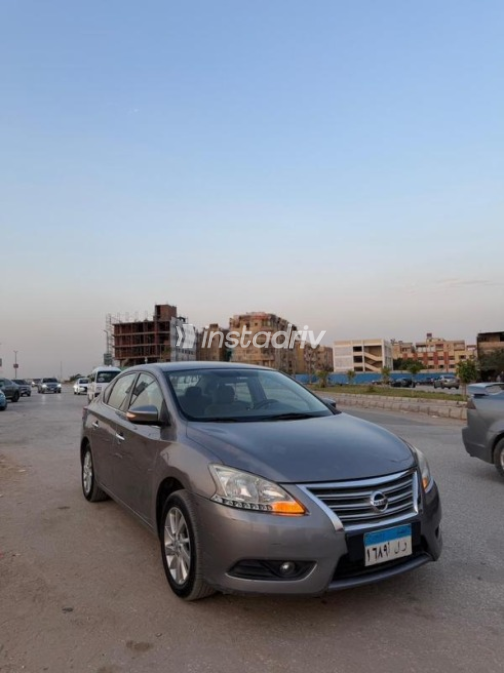 Nissan Sentra 2019 White Automatic Used for Sale in Greater Cairo ( Cairo + Giza) - 3
