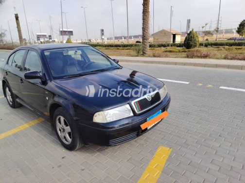 Skoda Octavia 2002 Black Automatic Used for Sale in Giza - 3