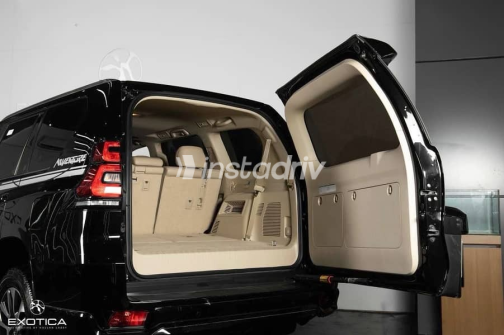 Toyota Prado 2023 Black Automatic Used for Sale in Cairo - 6