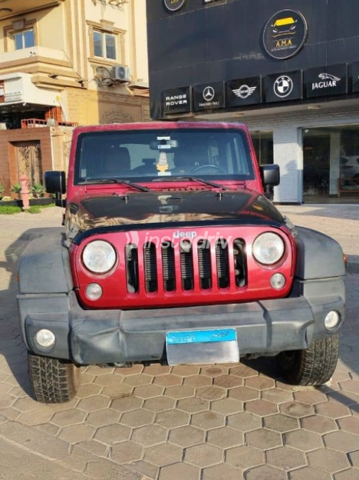 Jeep Wrangler 2015 Burgundy Automatic Used for Sale in Giza - 1