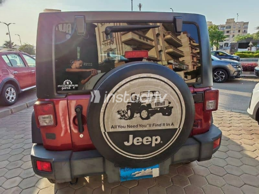 Jeep Wrangler 2015 Burgundy Automatic Used for Sale in Giza - 6