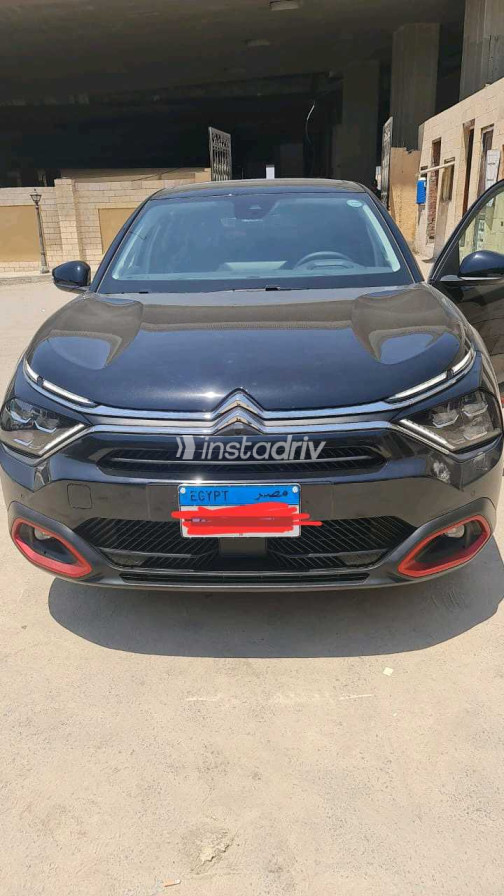 Citroën C4 2023 Black Automatic Used for Sale in Cairo - 4