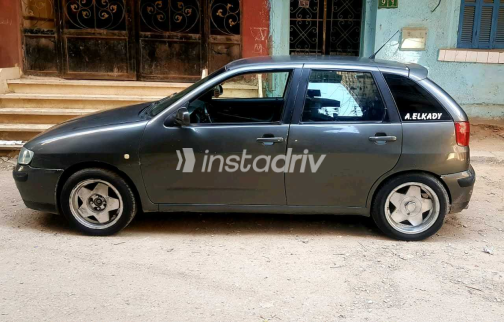 Seat Ibiza 2002 Gray Manual Used for Sale in Sheraton - 5