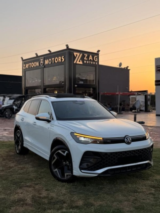 Volkswagen Tiguan 2024 White Automatic Used for Sale in Sheikh Zayed City