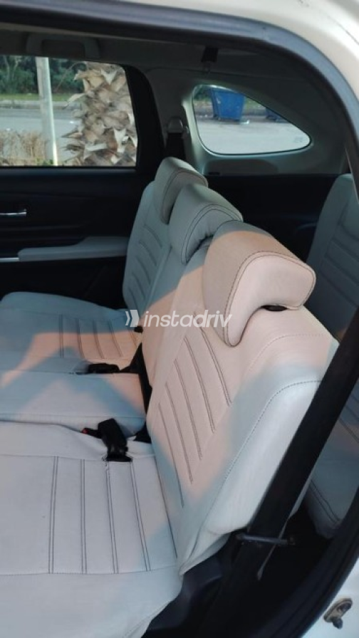Toyota Veloz 2023 White Automatic Used for Sale in Hurghada - 7