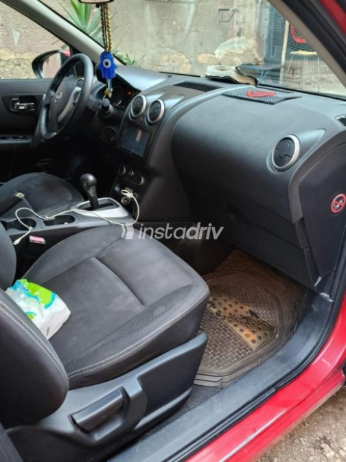 Nissan Qashqai 2014 Red Automatic Used for Sale in Pyramids Gardens - 5
