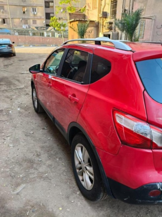 Nissan Qashqai 2014 Red Automatic Used for Sale in Pyramids Gardens