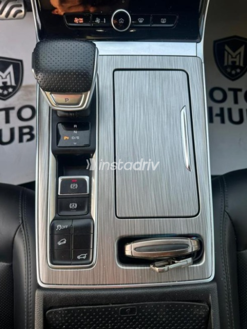 MG Rx5 2023 Black Automatic Used for Sale in Nasr city - 4