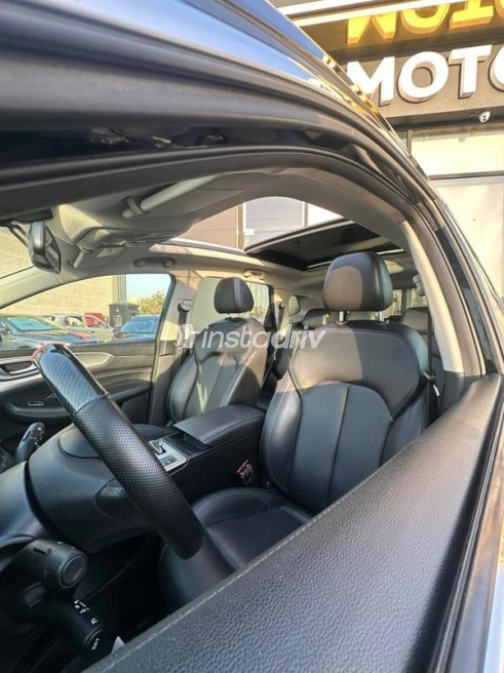 MG Rx5 2023 Black Automatic Used for Sale in Nasr city - 9