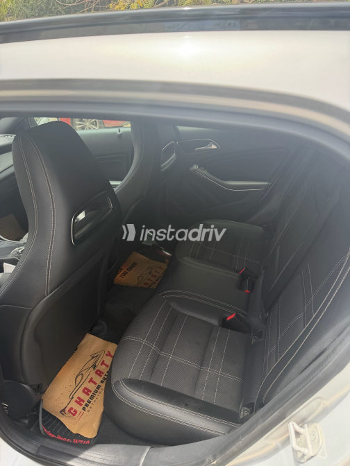 Mercedes GLA 200 2016 Silver Automatic Used for Sale in Cairo - 4