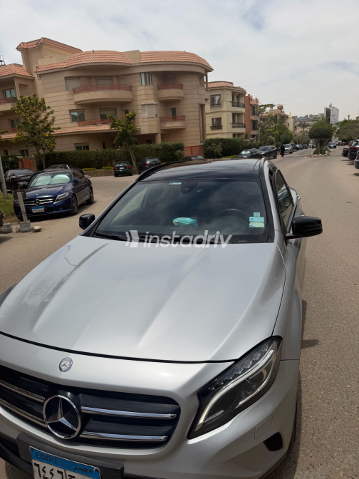 Mercedes GLA 200 2016 Silver Automatic Used for Sale in Cairo - 5