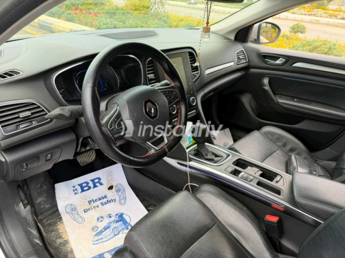 Renault Megane 2021 Silver Automatic Used for Sale in Giza - 2