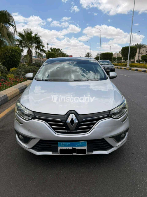 Renault Megane 2021 Silver Automatic Used for Sale in Giza - 5