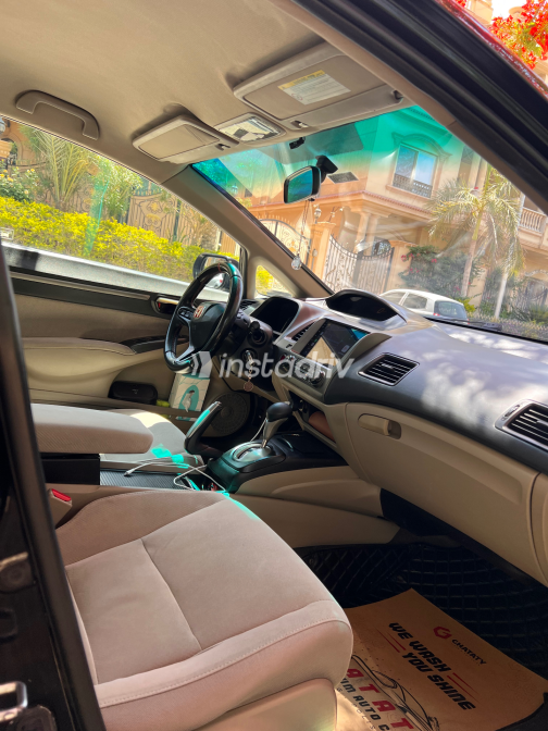 Honda Civic 2009 Black Automatic Used for Sale in Cairo - 4