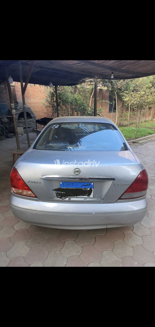 Nissan Sunny 2005 Silver Automatic Used for Sale in Monufia - 1