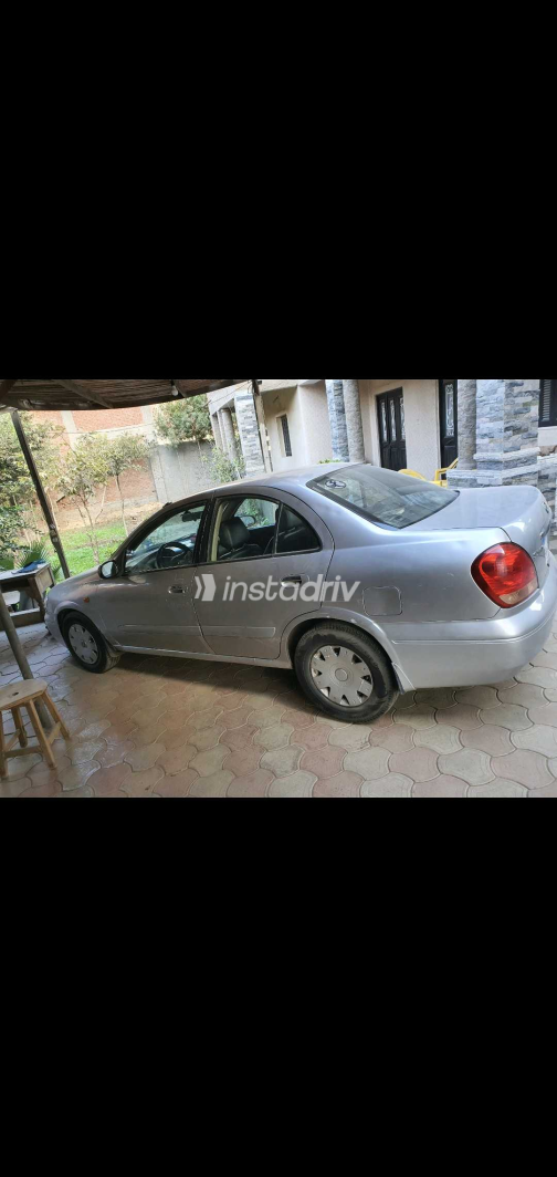 Nissan Sunny 2005 Silver Automatic Used for Sale in Monufia - 2
