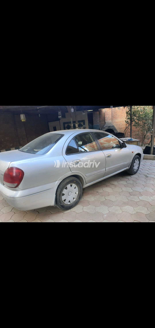 Nissan Sunny 2005 Silver Automatic Used for Sale in Monufia - 5
