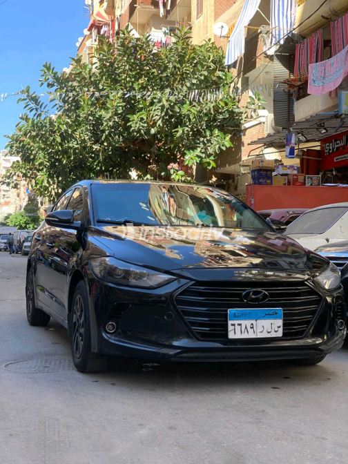 Hyundai Elantra AD 2018 Black Automatic Used for Sale in Alexandria - 6