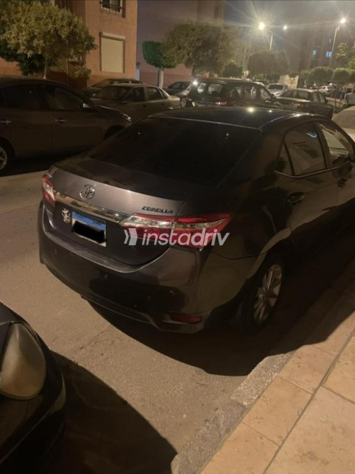 Toyota Corolla 2016 Dark Gray Automatic Used for Sale in Greater Cairo ( Cairo + Giza) - 2