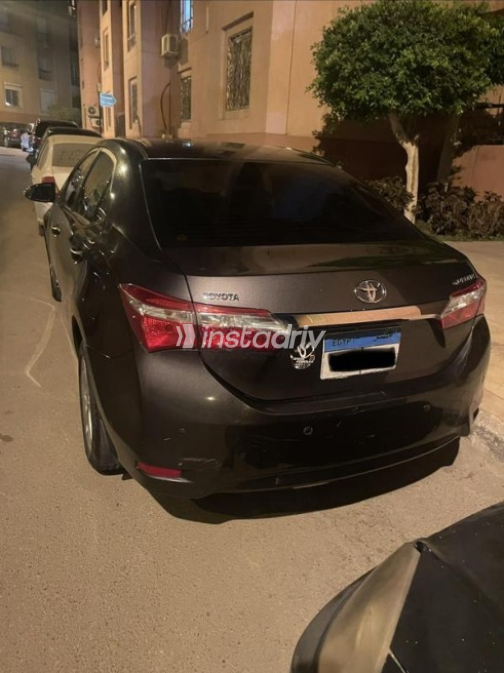 Toyota Corolla 2016 Dark Gray Automatic Used for Sale in Greater Cairo ( Cairo + Giza) - 3