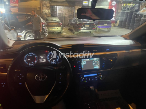 Toyota Corolla 2016 Dark Gray Automatic Used for Sale in Greater Cairo ( Cairo + Giza) - 5