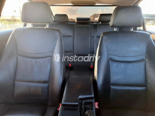 BMW 330 2010 Silver Automatic Used for Sale in Alexandria - 5