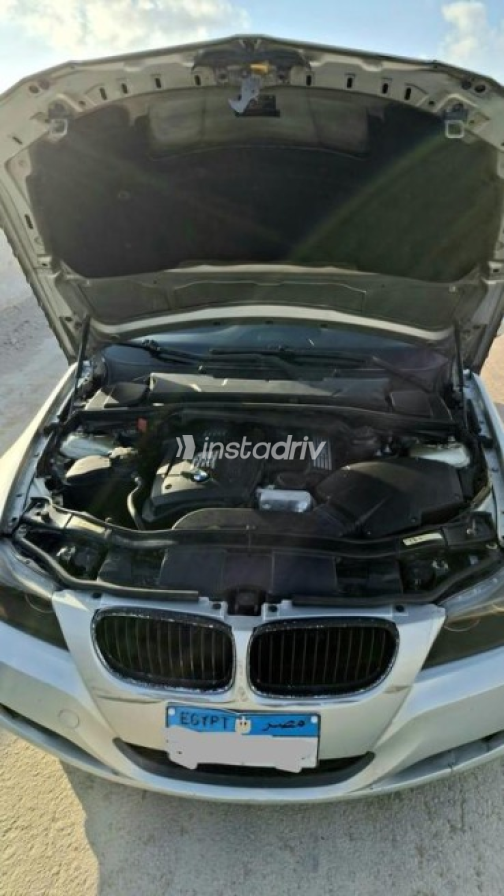 BMW 330 2010 Silver Automatic Used for Sale in Alexandria - 7