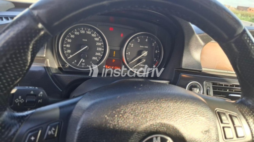 BMW 330 2010 Silver Automatic Used for Sale in Alexandria - 10