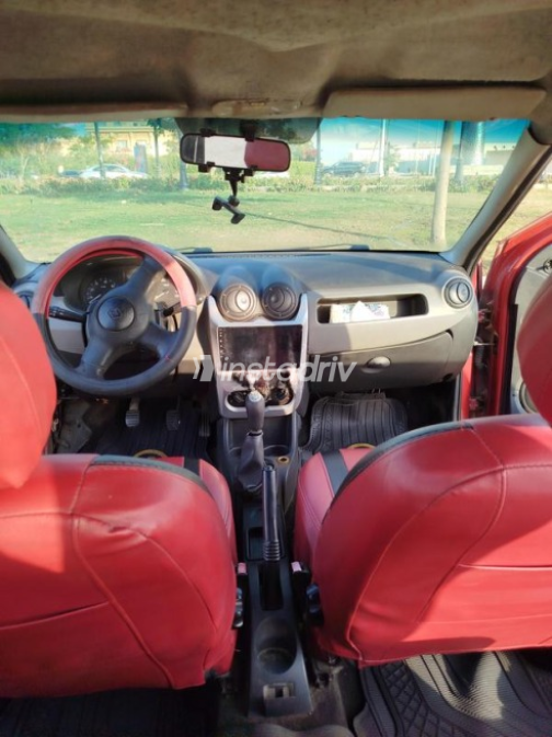 Renault Logan 2010 Red Manual Used for Sale in 6 October - 6