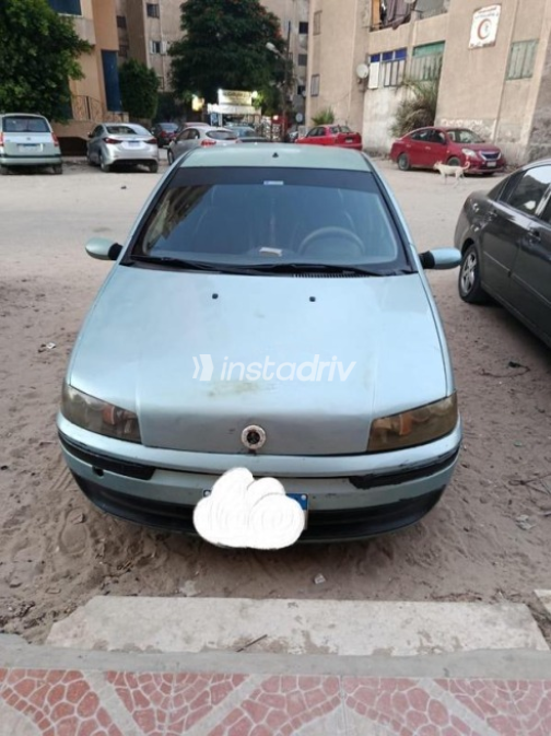 فيات بونتو 2001 سماوي يدوي مستعملة للبيع في المهندسين - 2