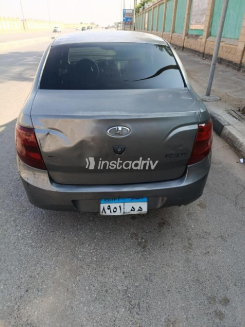 Lada Granta 2016 Gray Manual Used for Sale in Nasr city - 2