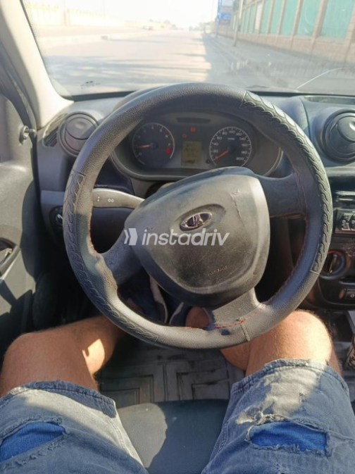 Lada Granta 2016 Gray Manual Used for Sale in Nasr city - 5