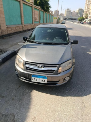 Lada Granta 2016 Gray Manual Used for Sale in Nasr city