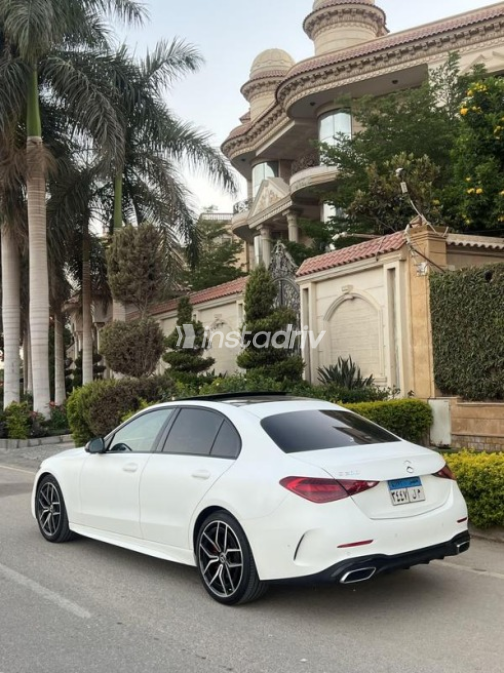 Mercedes C 200 2023 White Automatic Used for Sale in Sheikh Zayed City - 4