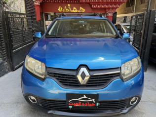 Renault Sandero Step Way 2016 Dark Blue Automatic Used for Sale in Heliopolis