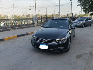 فولكس فاغن باسات 2021 أسود أوتوماتيك مستعملة للبيع في القاهرة