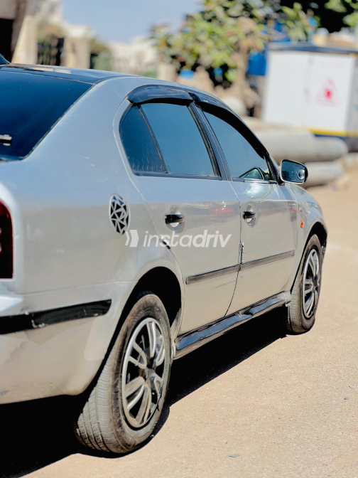 سكودا اوكتافيا A4 2003 فضي أوتوماتيك مستعملة للبيع في الزقازيق - 6